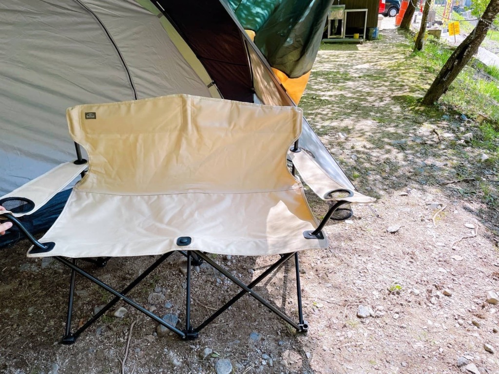 コスパがよくて何より可愛い！キャンプで2人掛けの椅子を探しているなら【BUNDUK】ツインチェアが最適 | NEXT BLOG